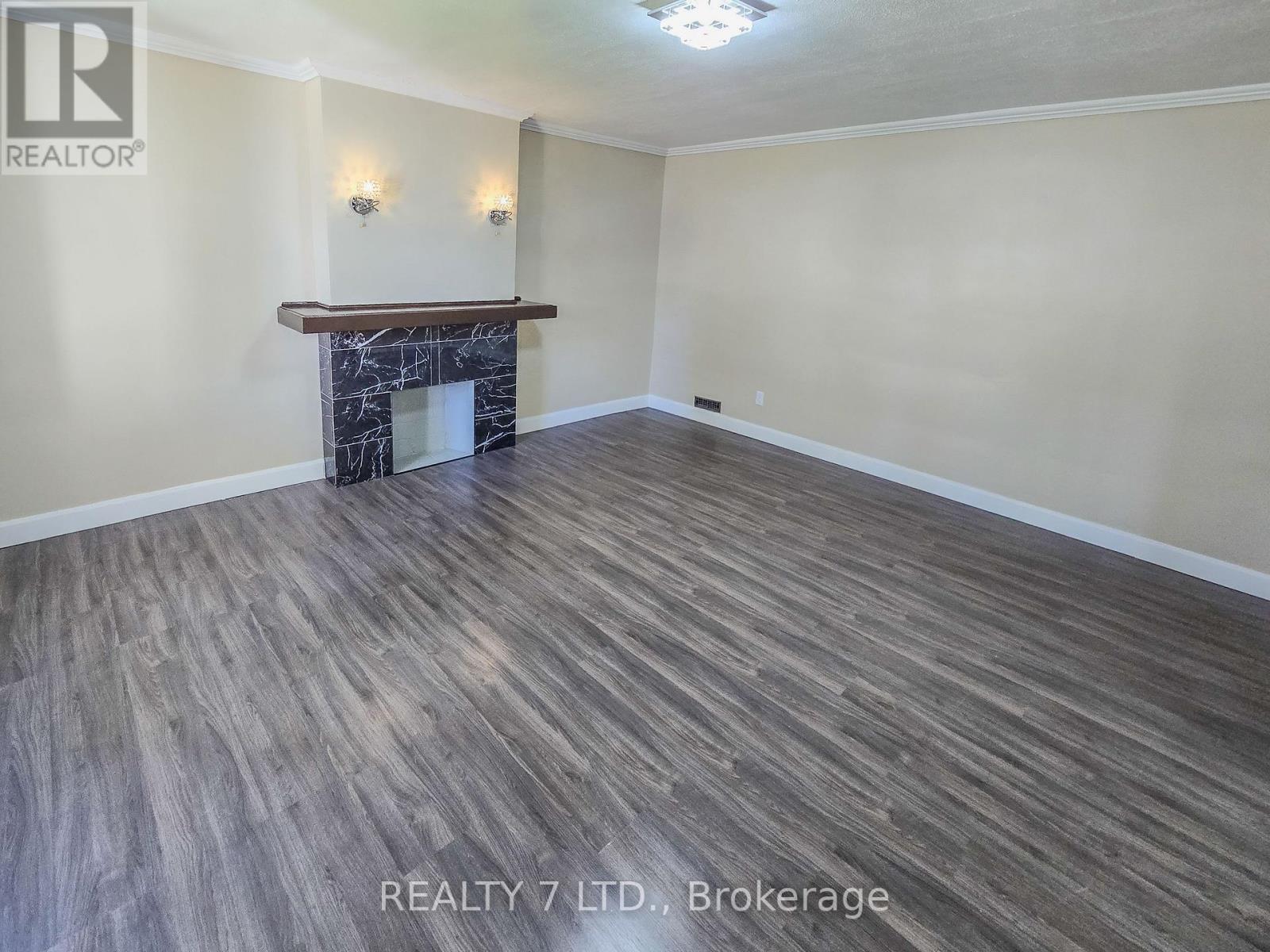 1083 Campbell Avenue Property Photo 6