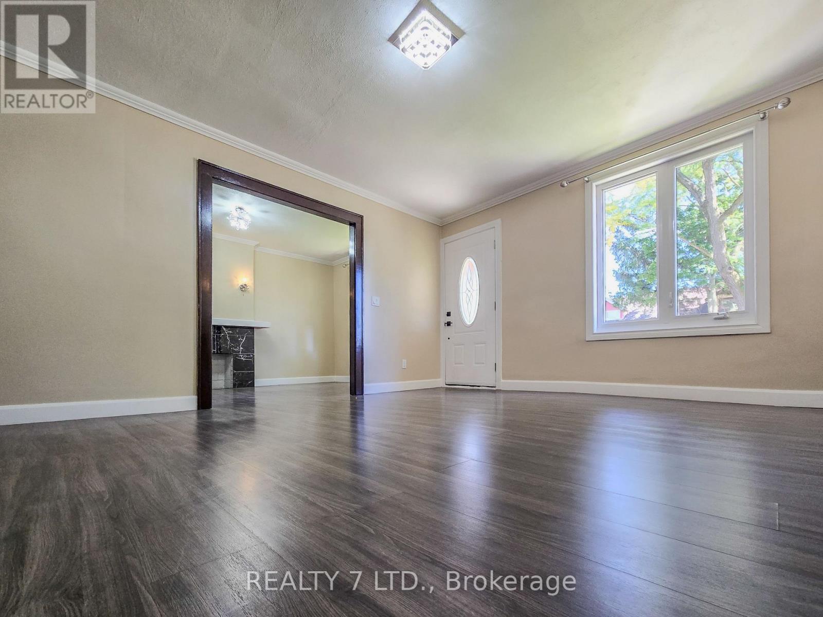 1083 Campbell Avenue Property Photo 8