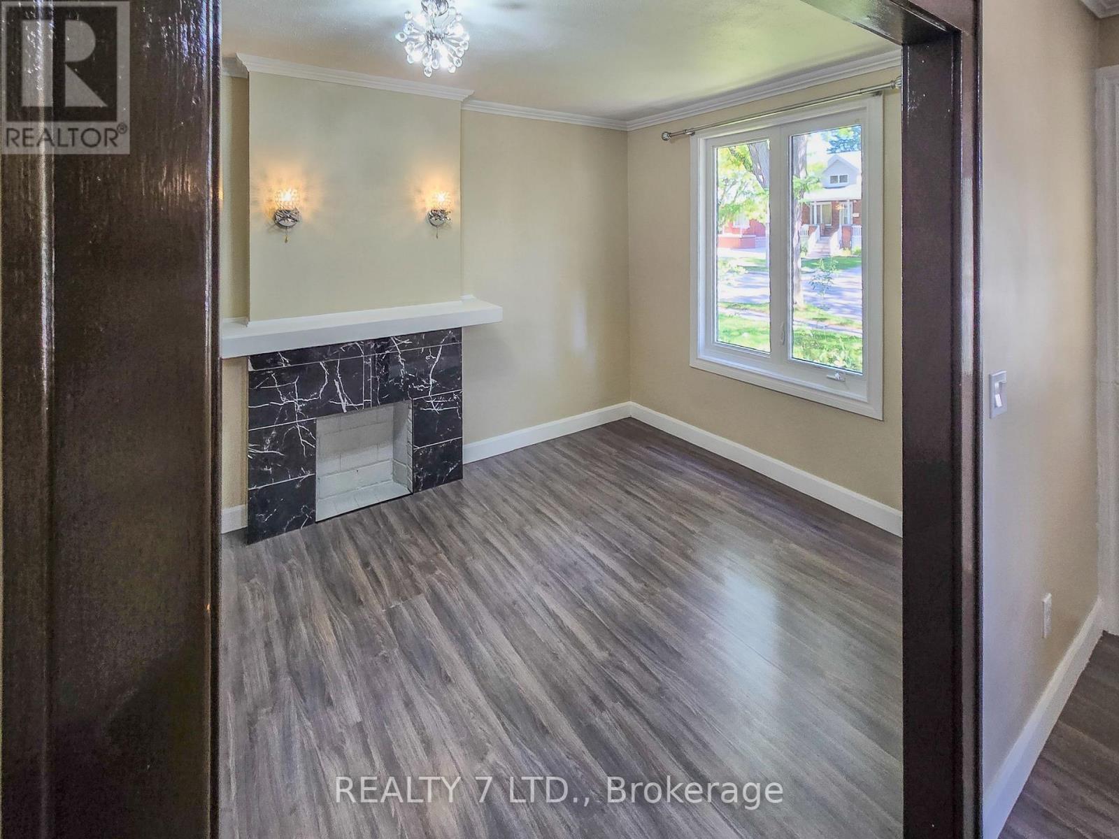 1083 Campbell Avenue Property Photo 20
