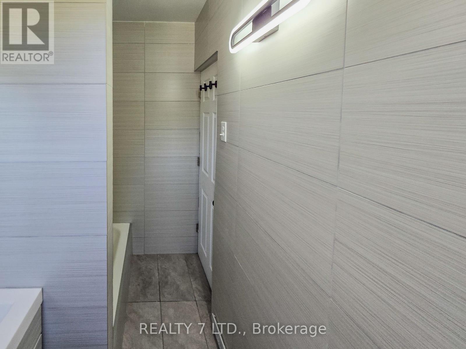 1083 Campbell Avenue Property Photo 28