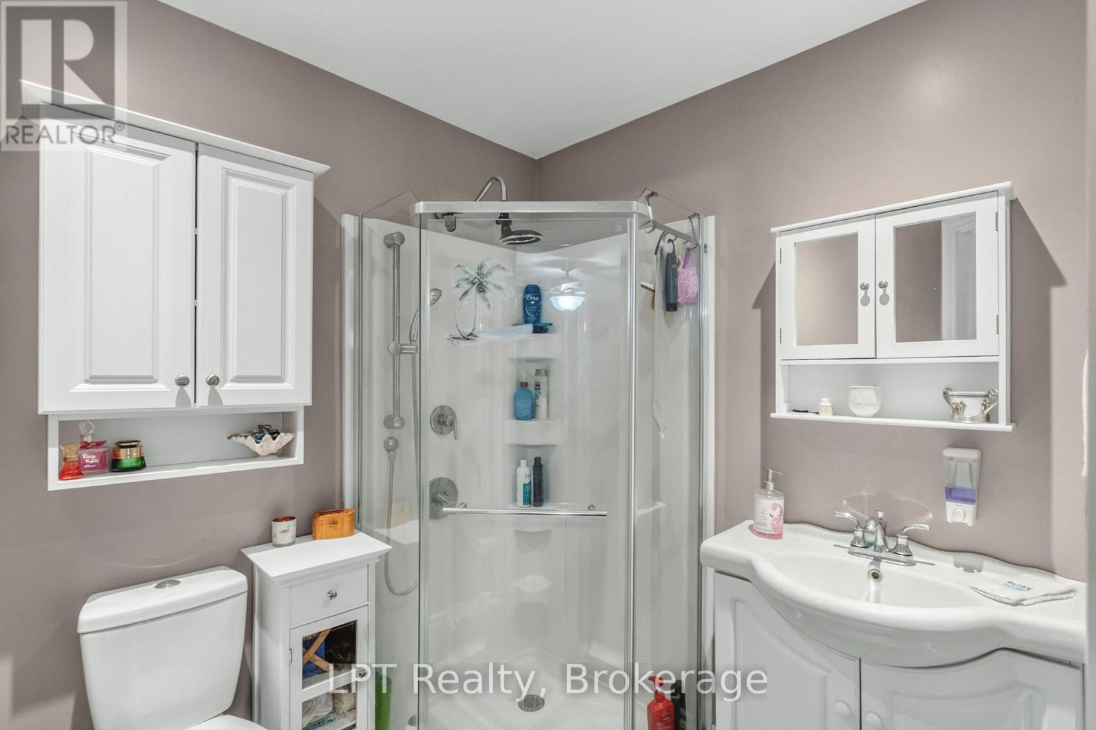 2110 13th Line E Property Photo 21