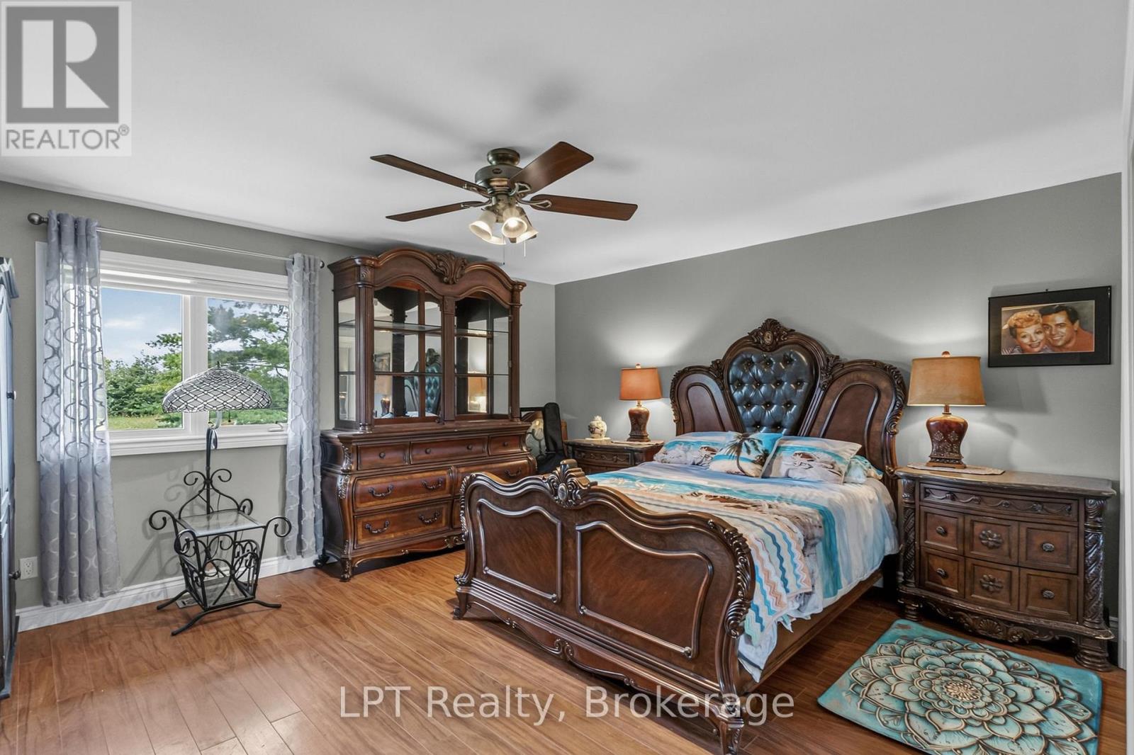 2110 13th Line E Property Photo 22