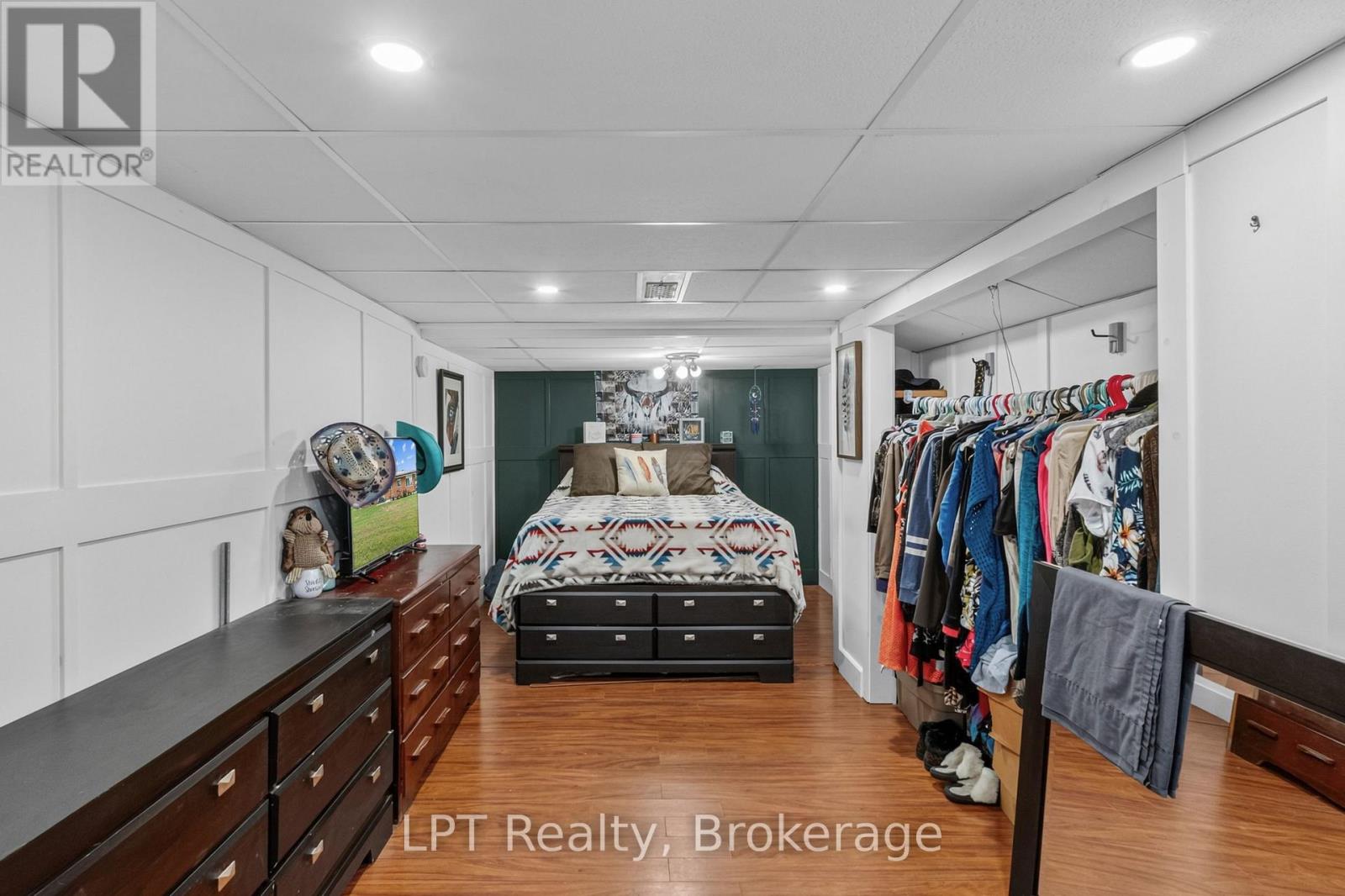 2110 13th Line E Property Photo 29
