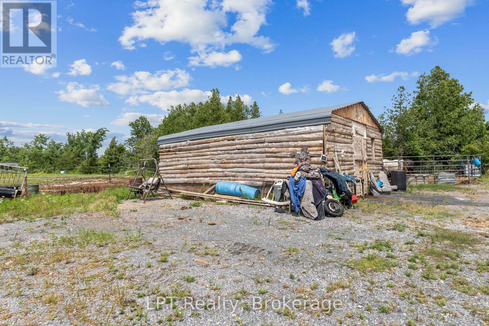 2110 13th Line E Property Photo 37