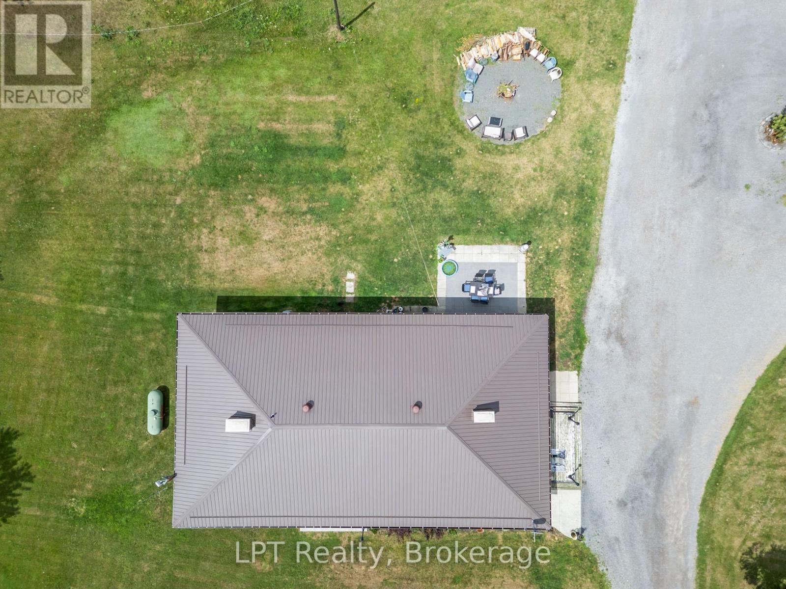 2110 13th Line E Property Photo 38