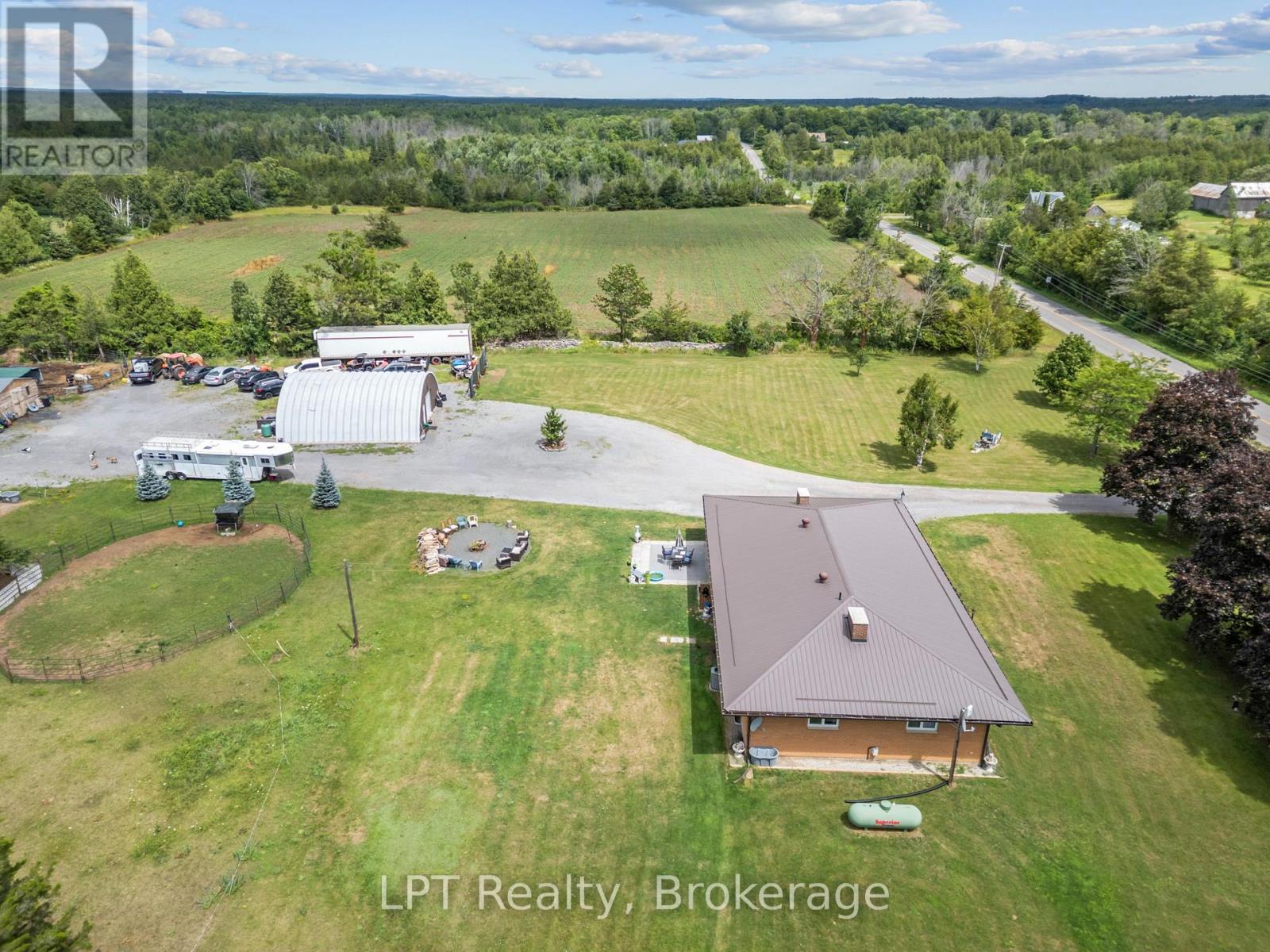 2110 13th Line E Property Photo 40