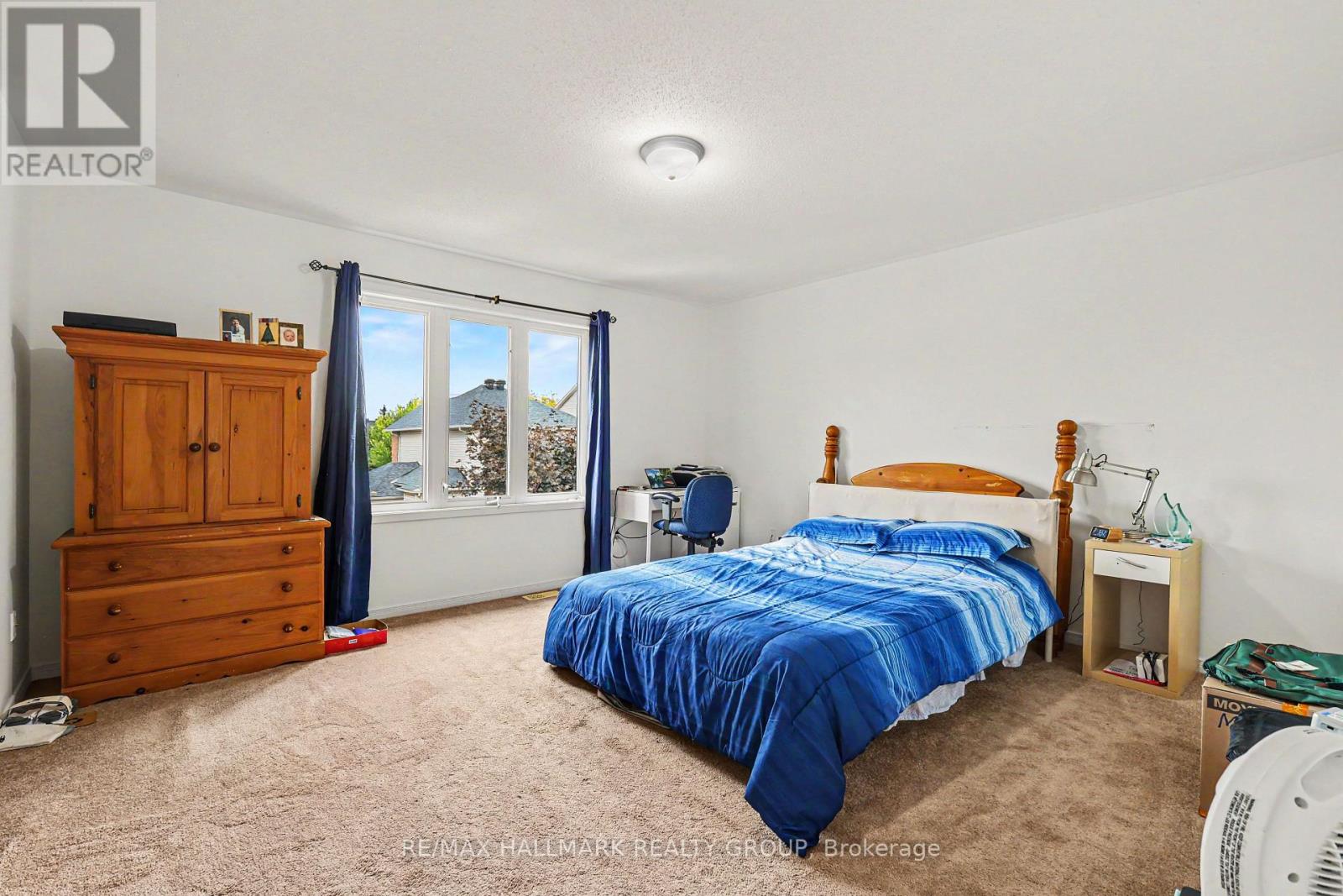 118 Hollowbrook Drive Property Photo 12