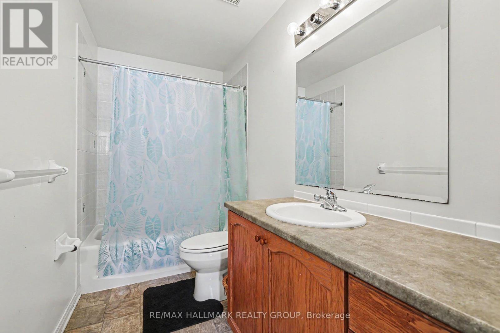 118 Hollowbrook Drive Property Photo 17