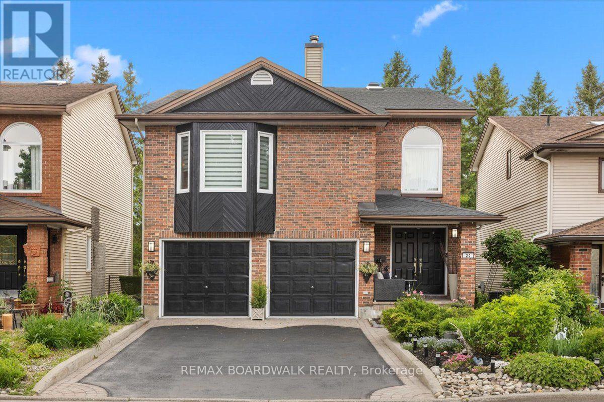 24 Hackett Street Property Photo 1