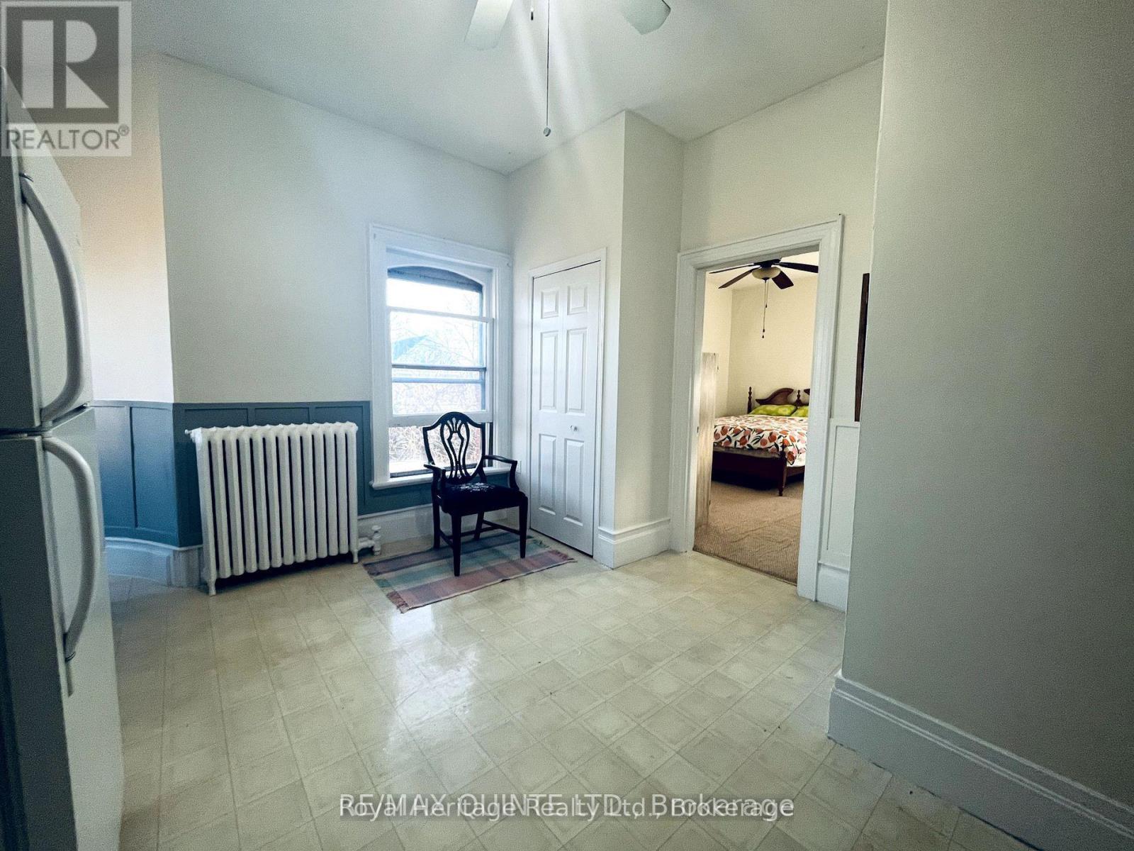 3 - 80 Bridge Street W Property Photo 10