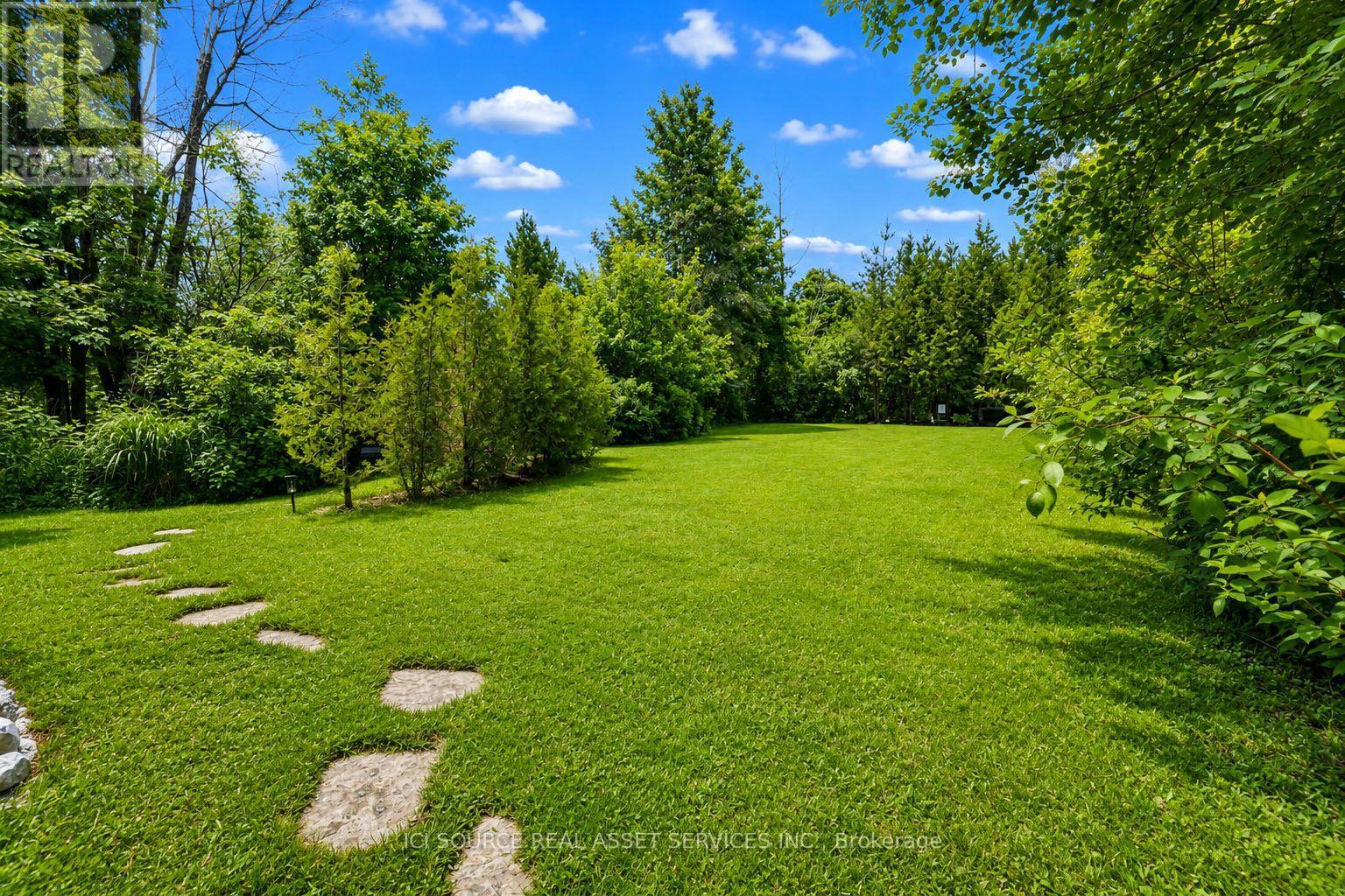 124 Tyrol Avenue Property Photo 22