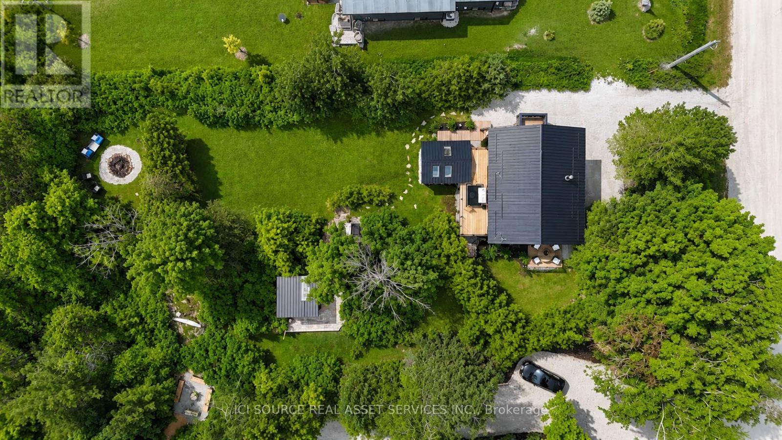 124 Tyrol Avenue Property Photo 25