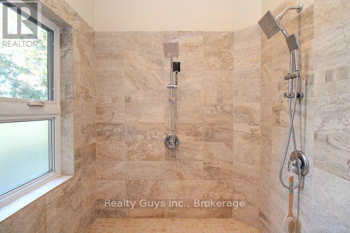 120 Second Line Property Photo 28