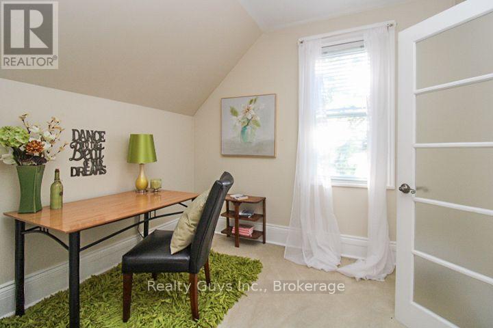 120 Second Line Property Photo 43
