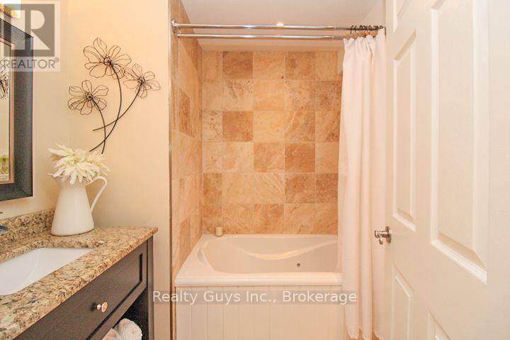 120 Second Line Property Photo 50