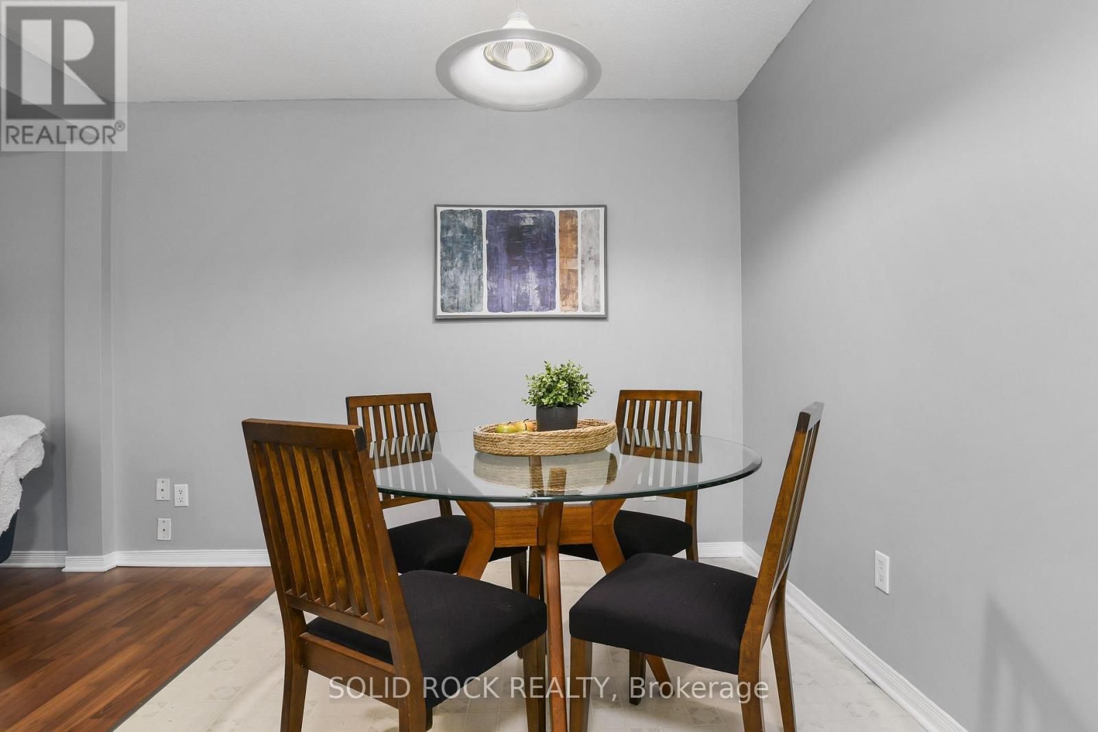 207 - 190 Elgin Street W Property Photo 6