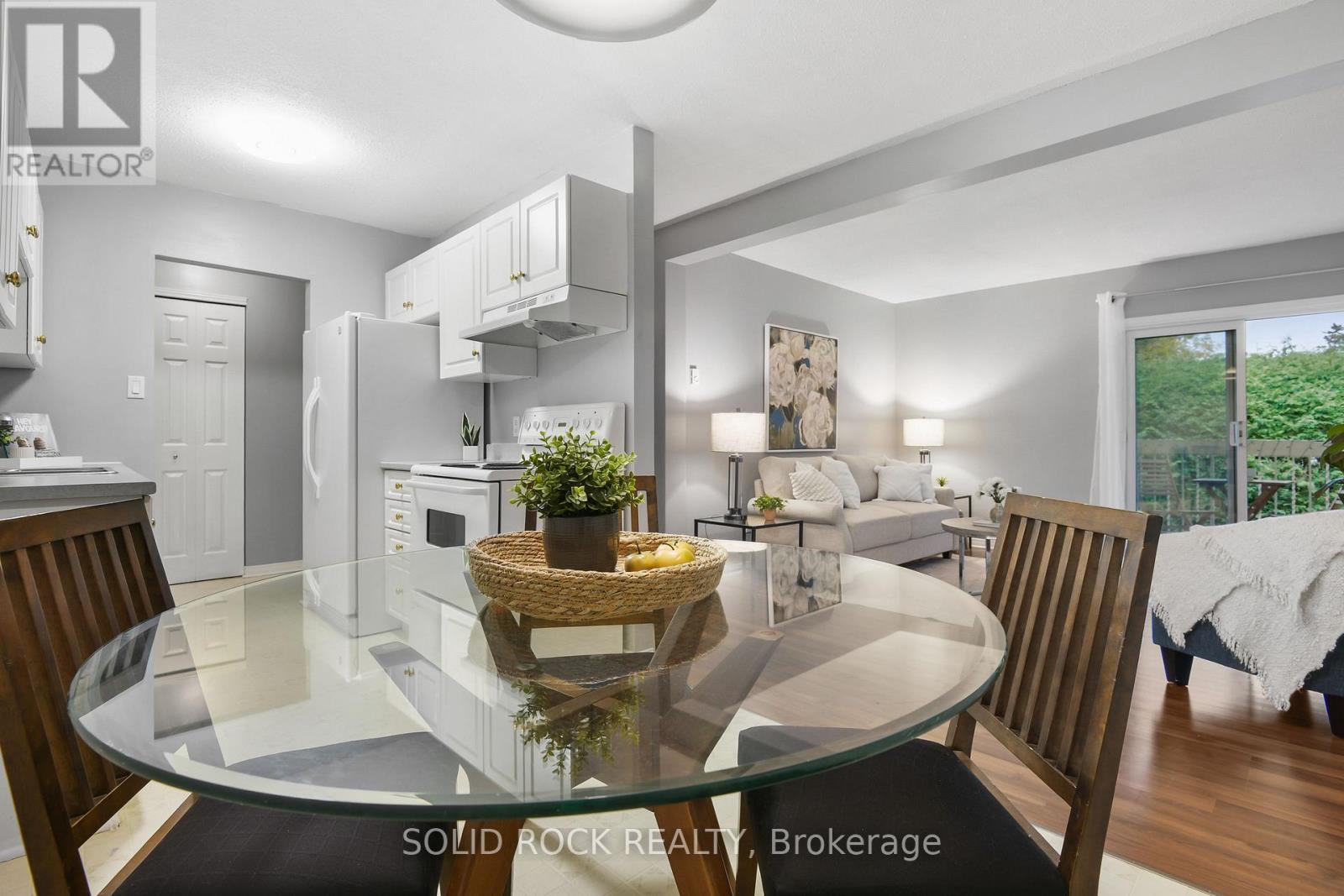 207 - 190 Elgin Street W Property Photo 7