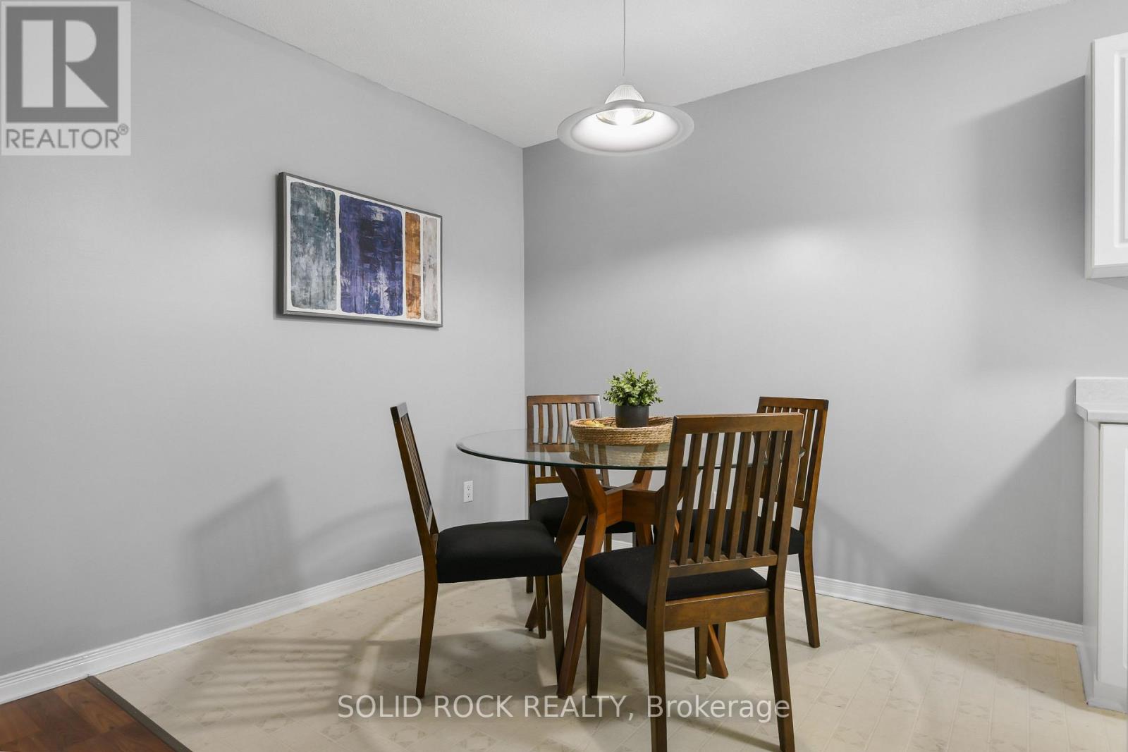 207 - 190 Elgin Street W Property Photo 8