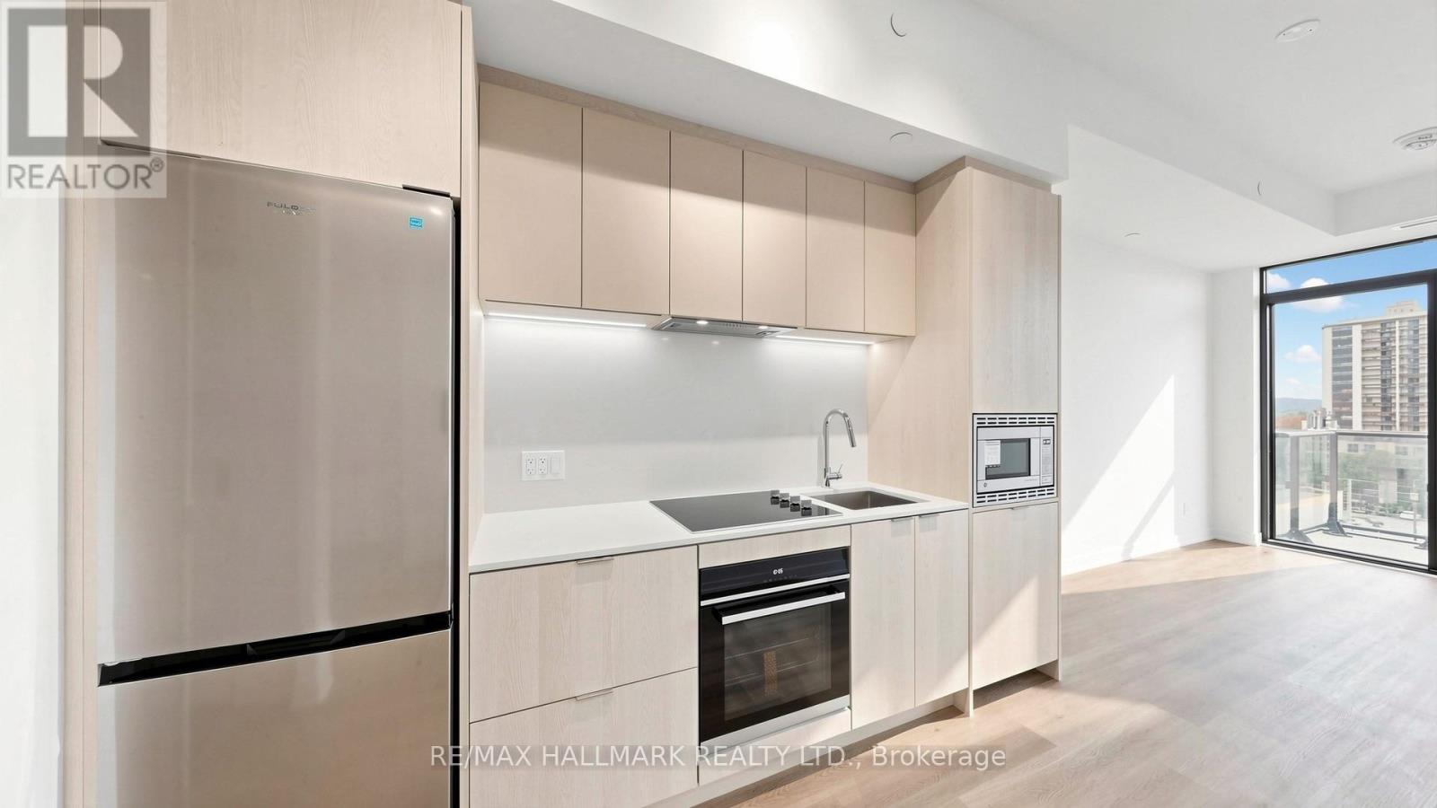 719 - 101 John Street N Property Photo 16