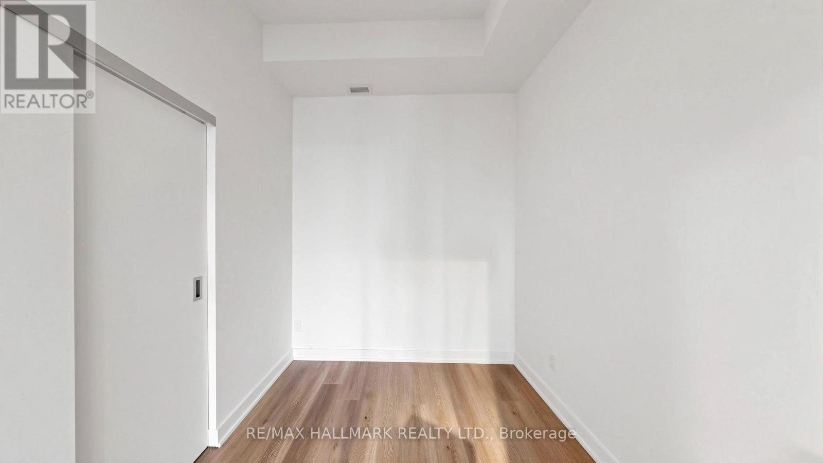 719 - 101 John Street N Property Photo 22