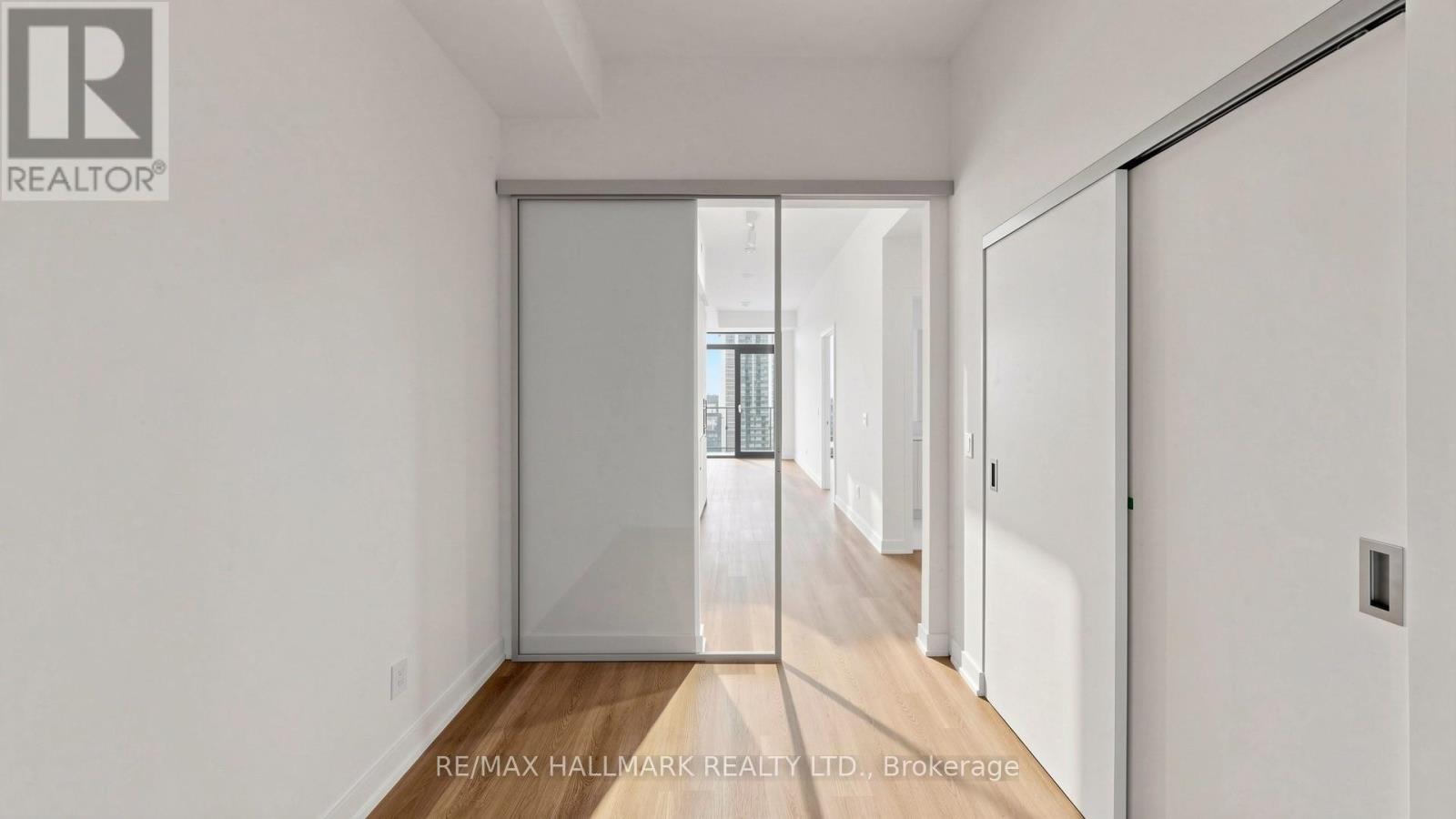 719 - 101 John Street N Property Photo 25