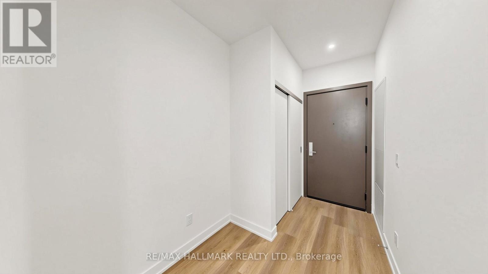 719 - 101 John Street N Property Photo 34