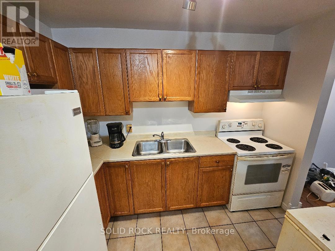 304 - 2000 Jasmine Crescent Property Photo 2
