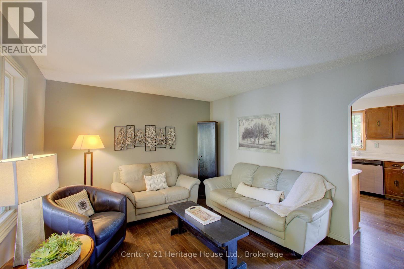 313207 Highway 6 Property Photo 11