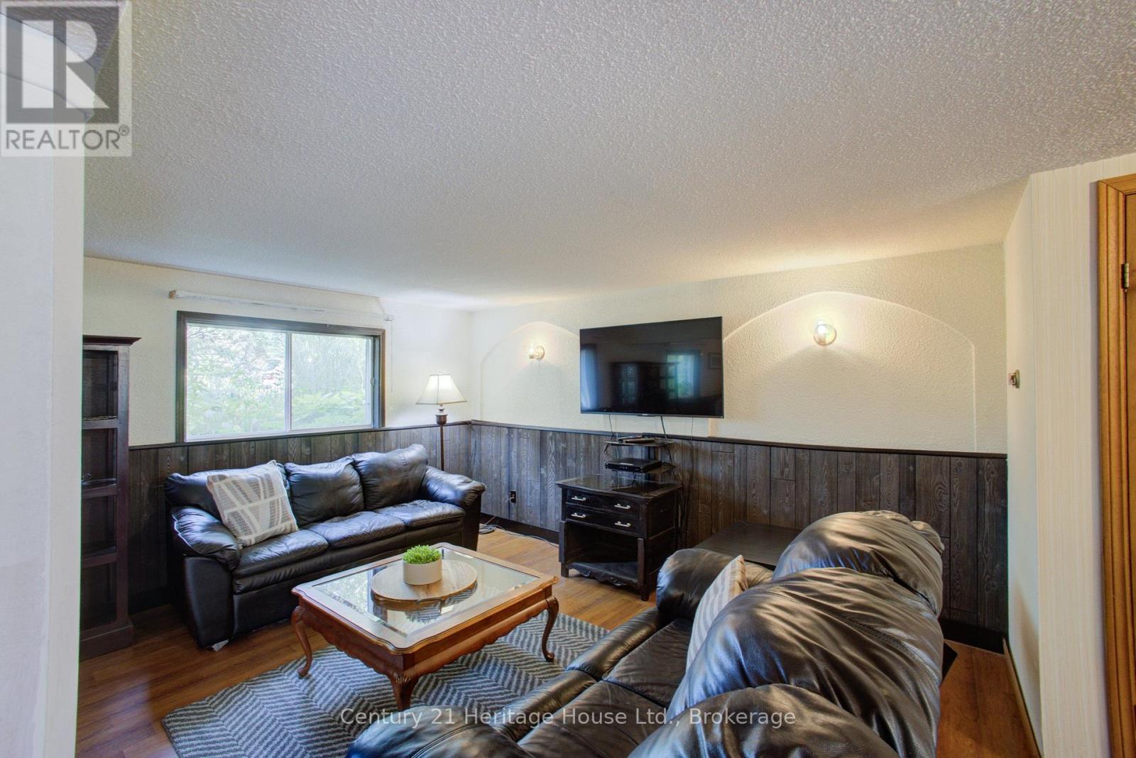 313207 Highway 6 Property Photo 29