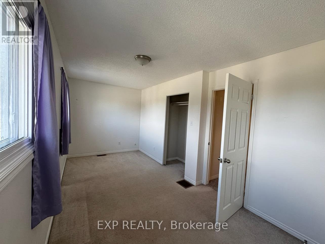 286 Mutual Street N Property Photo 15