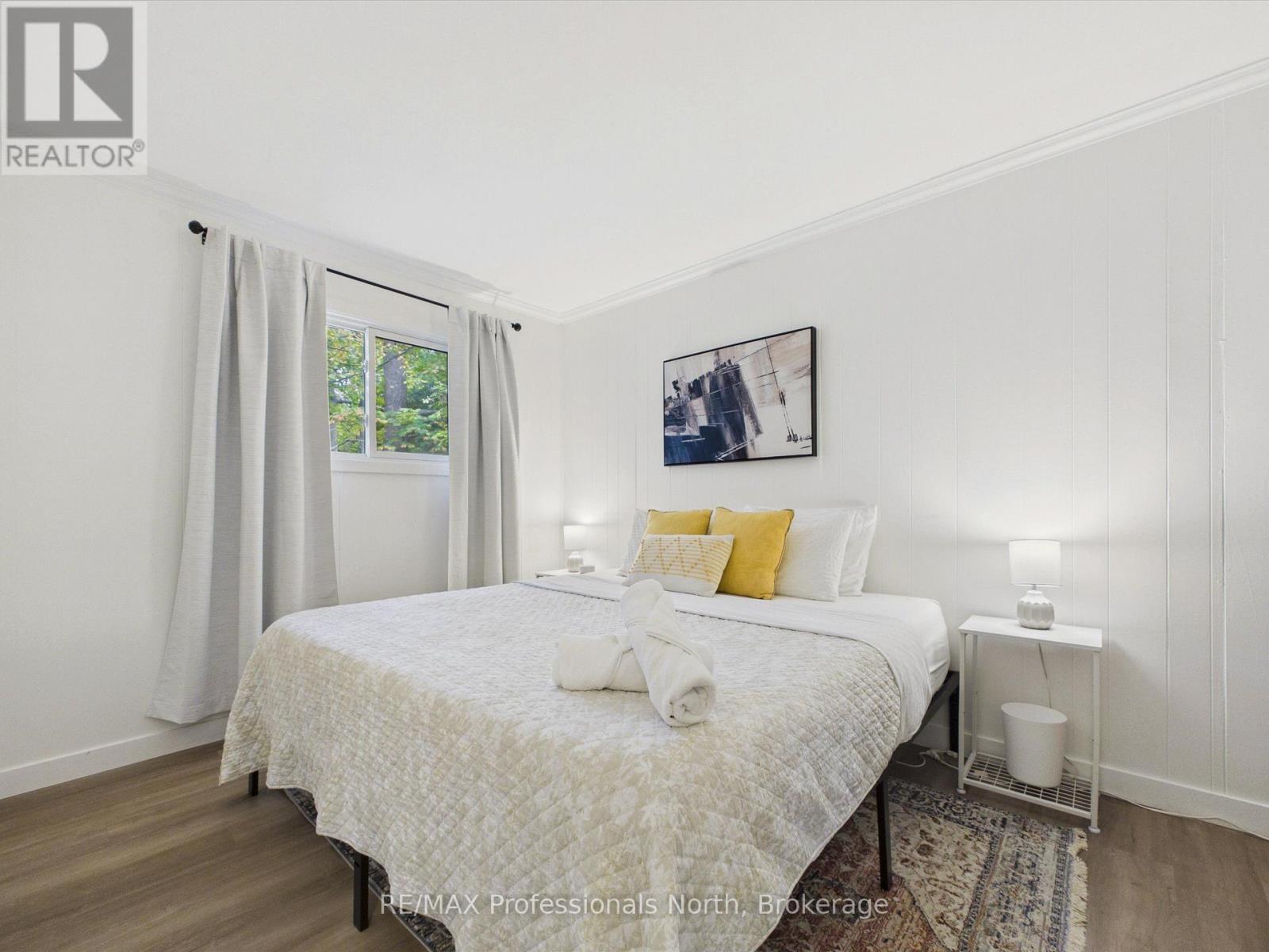 2 Silver Street Property Photo 15