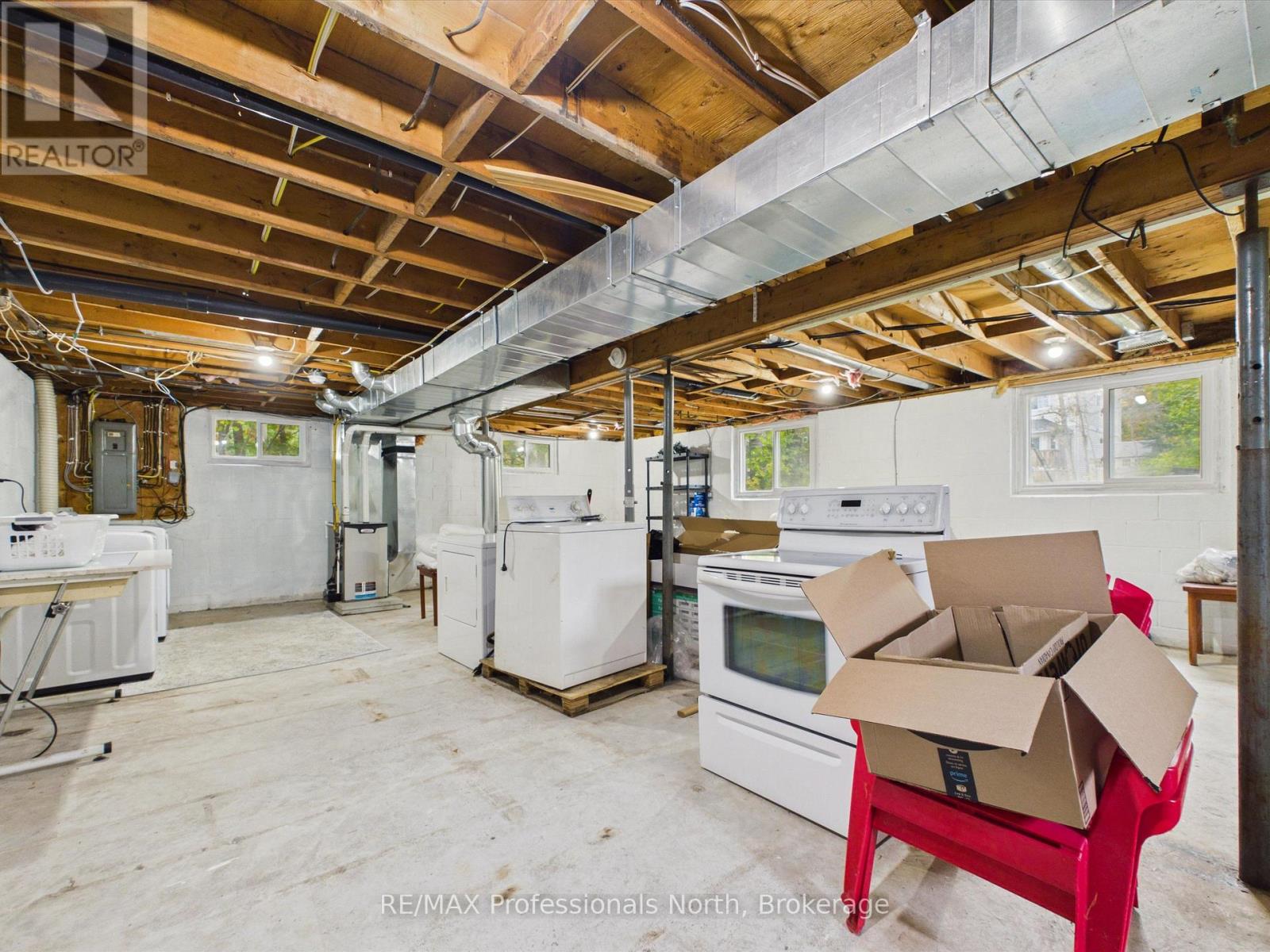 2 Silver Street Property Photo 20