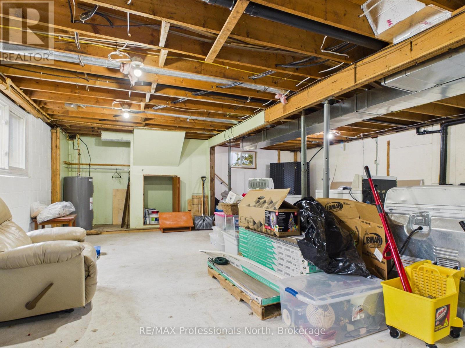 2 Silver Street Property Photo 22