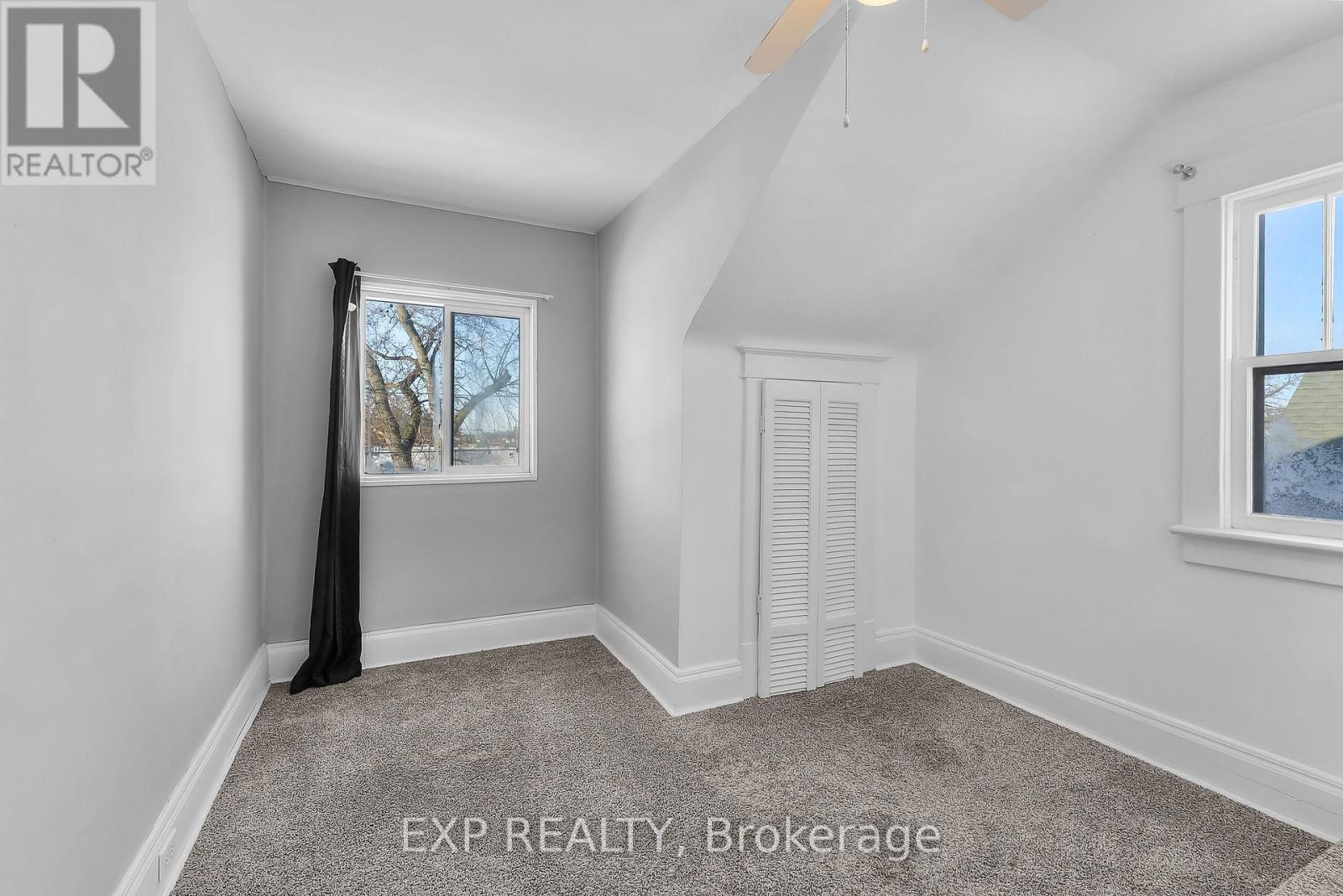 5932 Carlton Avenue Property Photo 14