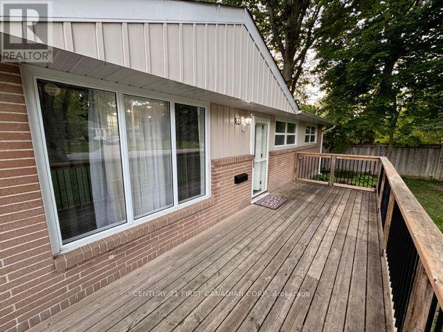 Upper Level - 31 Thorncrest Crescent Property Photo 2