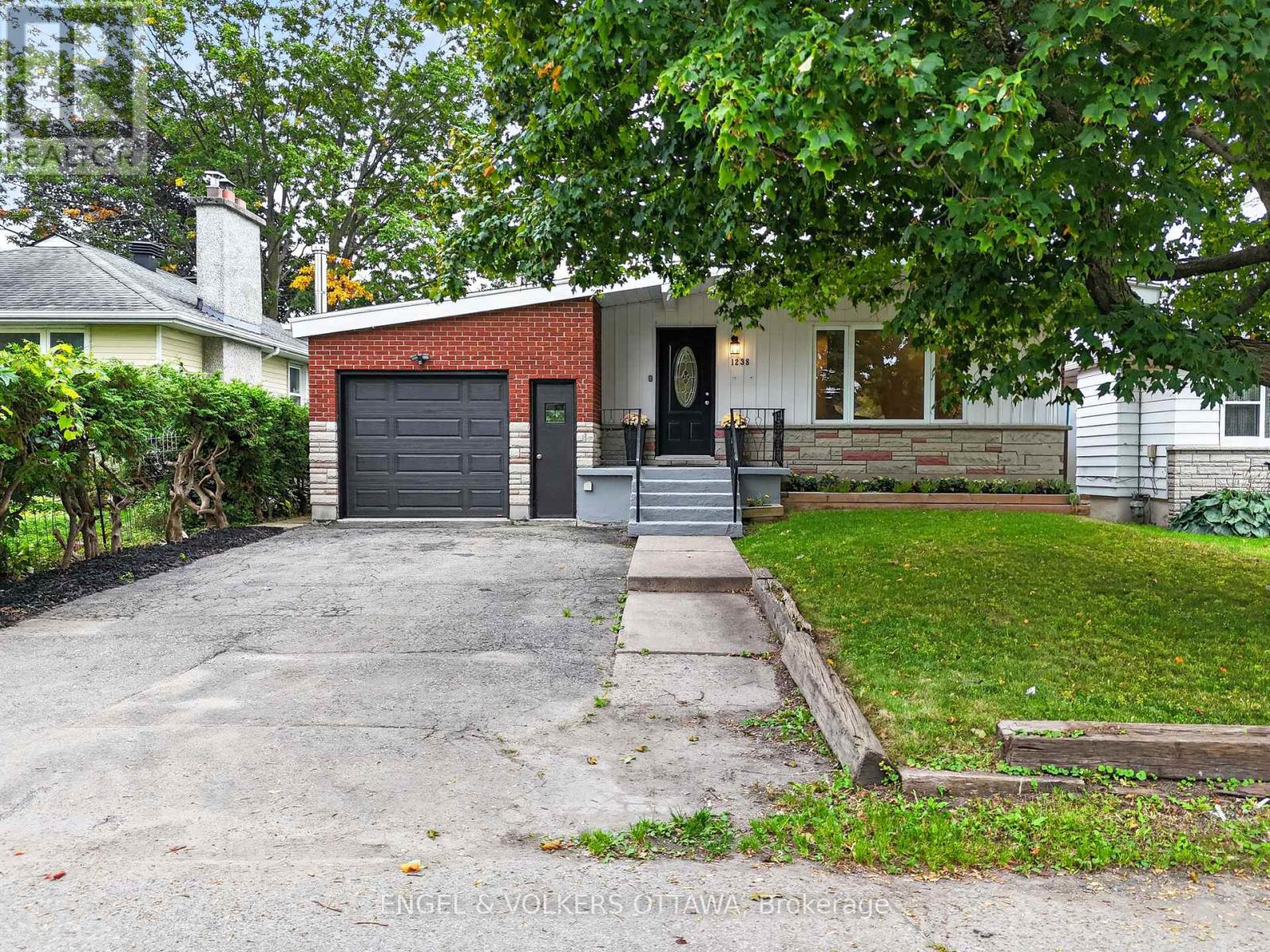 1238 St. Paul Avenue Property Photo 2