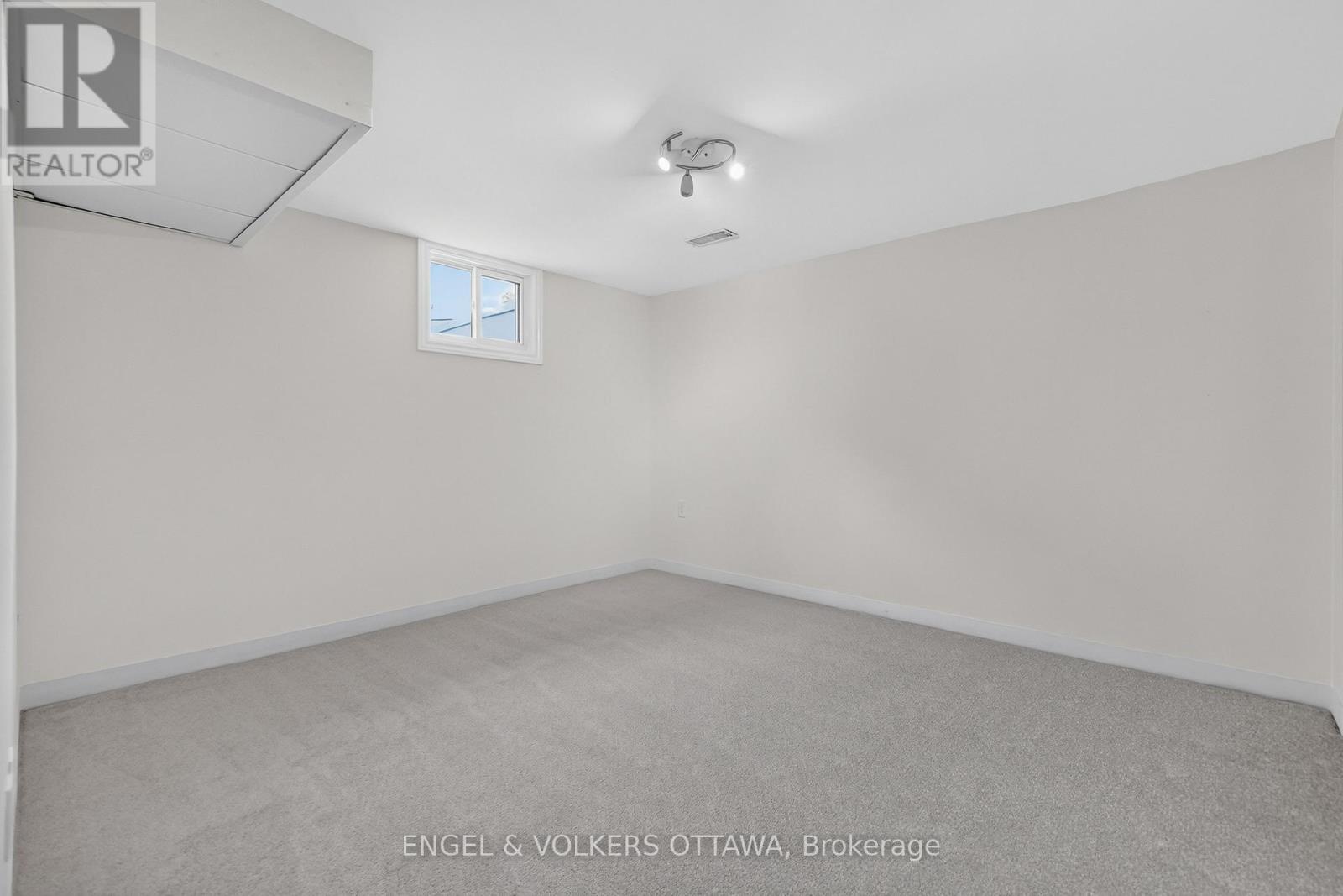 1238 St. Paul Avenue Property Photo 40