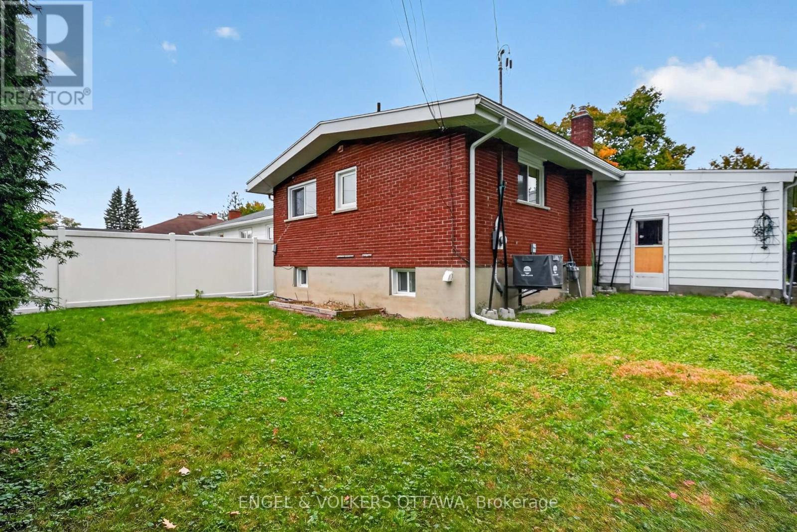 1238 St. Paul Avenue Property Photo 49
