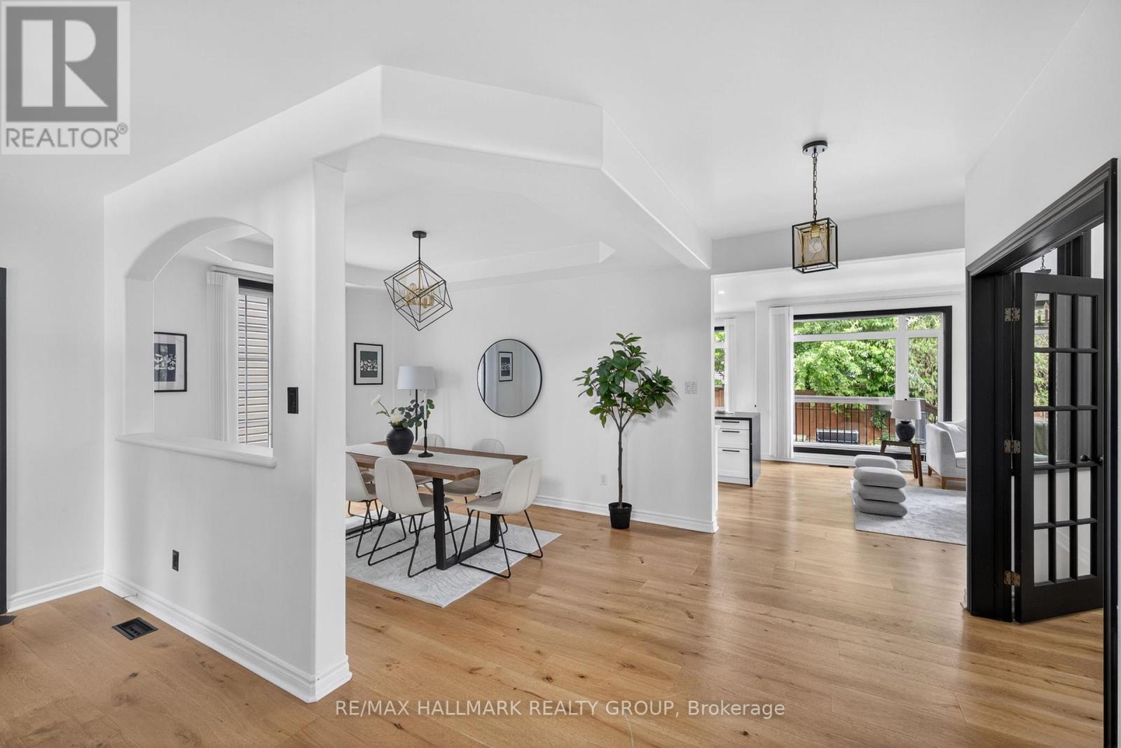 520 Mazari Crescent Property Photo 6