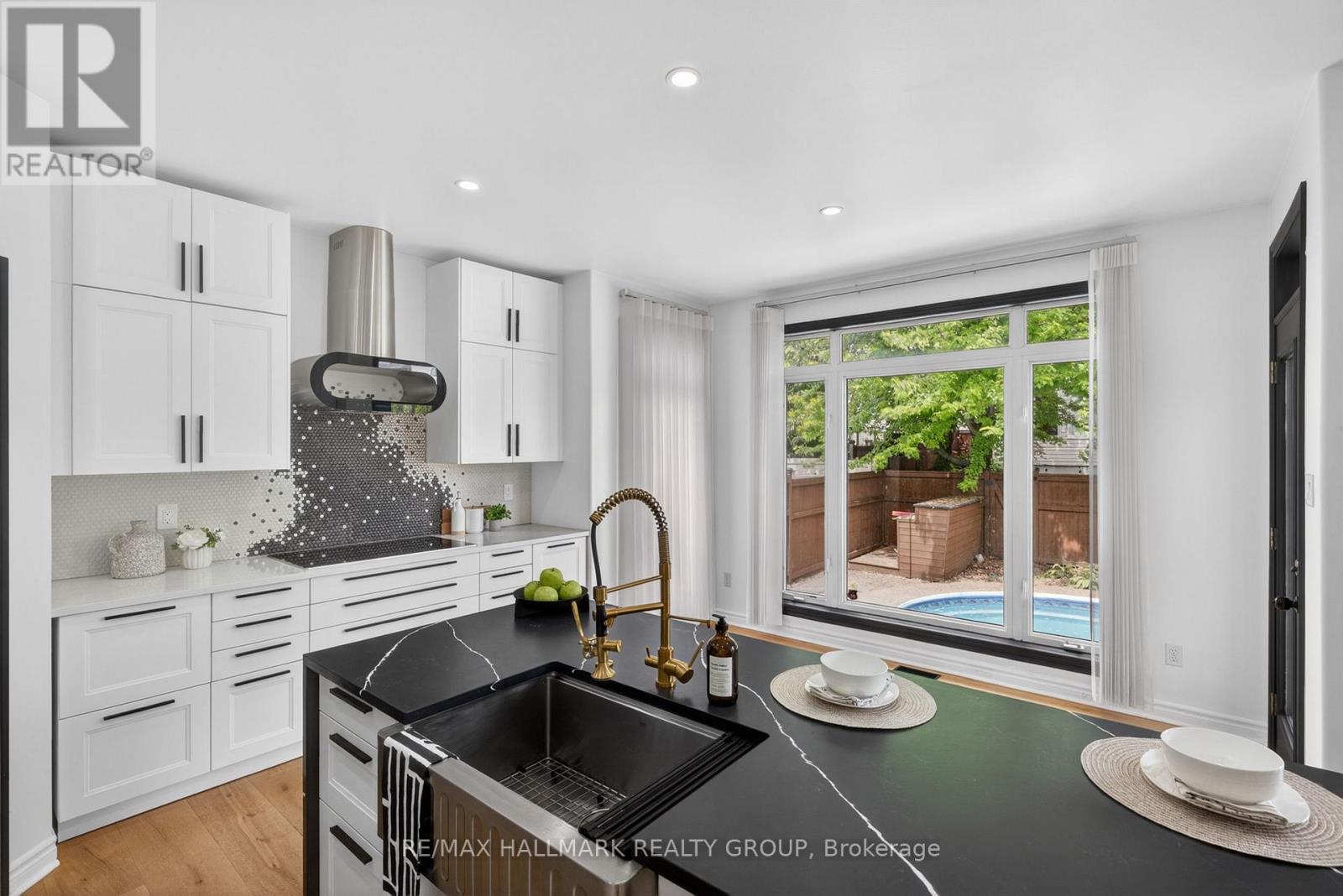 520 Mazari Crescent Property Photo 19