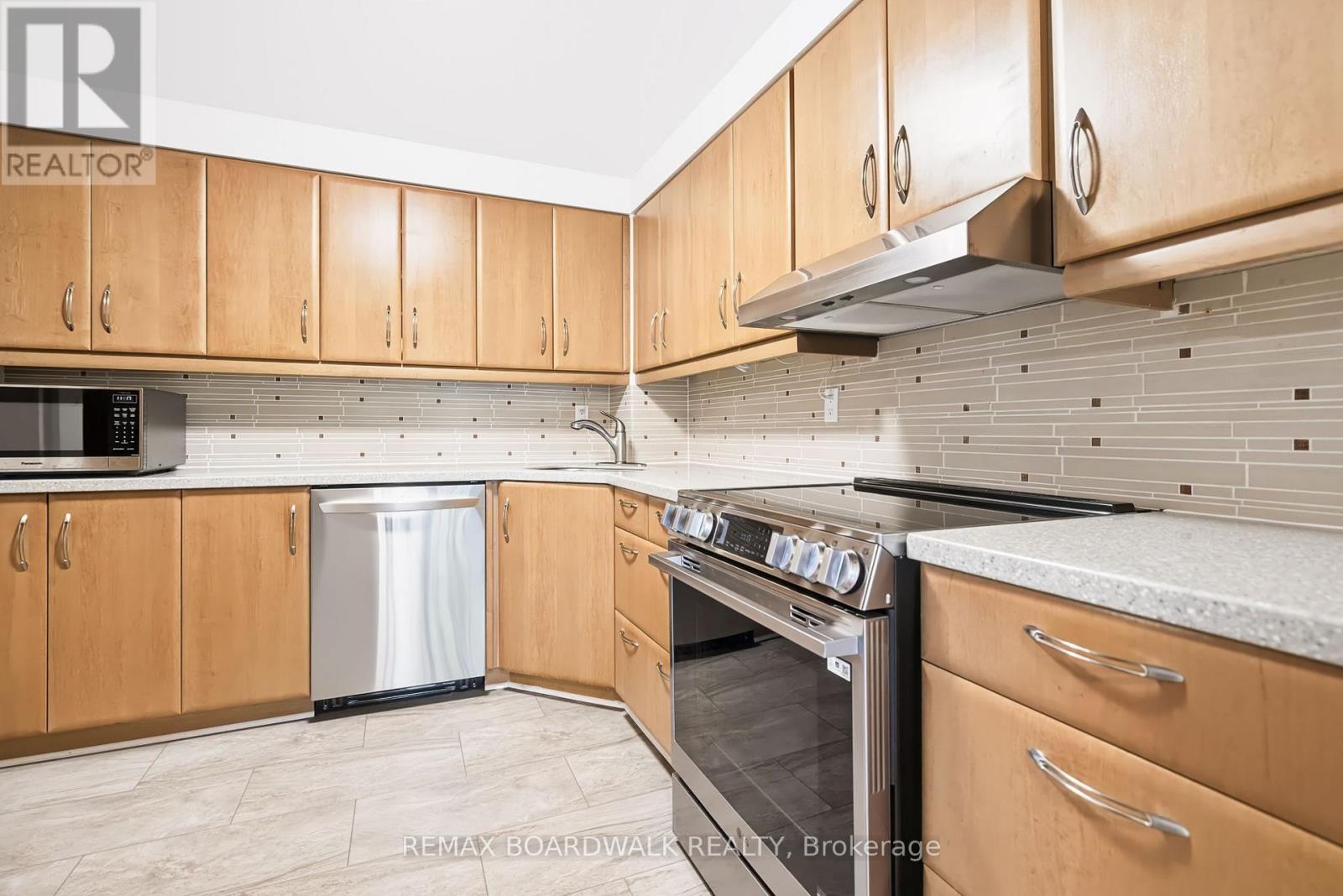 507 - 960 Teron Road Property Photo 11