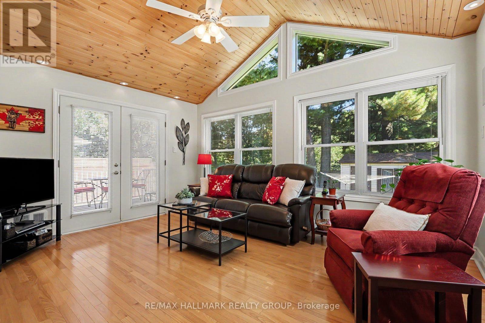 183 Martin Avenue Property Photo 14