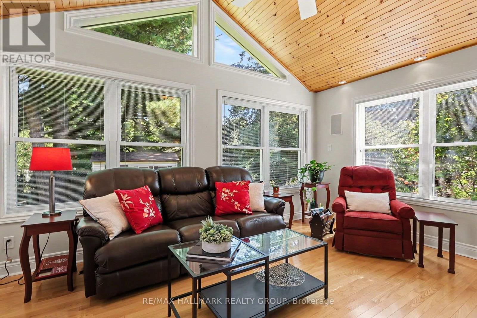 183 Martin Avenue Property Photo 15