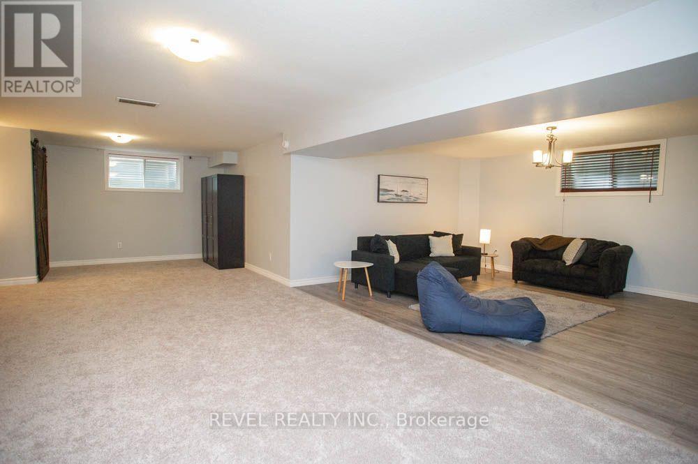 217 Woodway Trail Property Photo 24