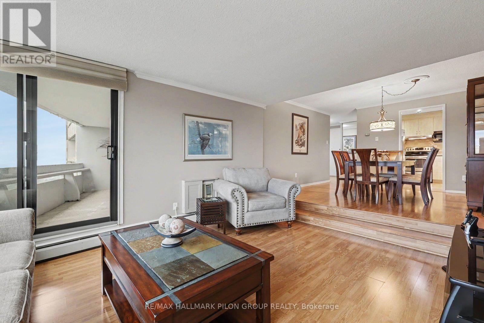 1305 - 415 Greenview Avenue Property Photo 5