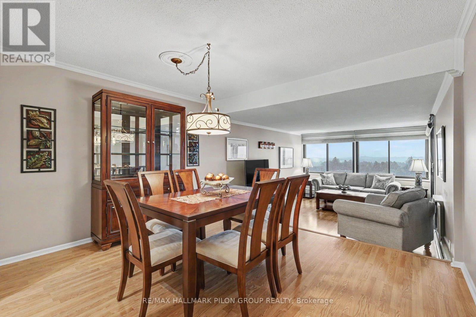 1305 - 415 Greenview Avenue Property Photo 7