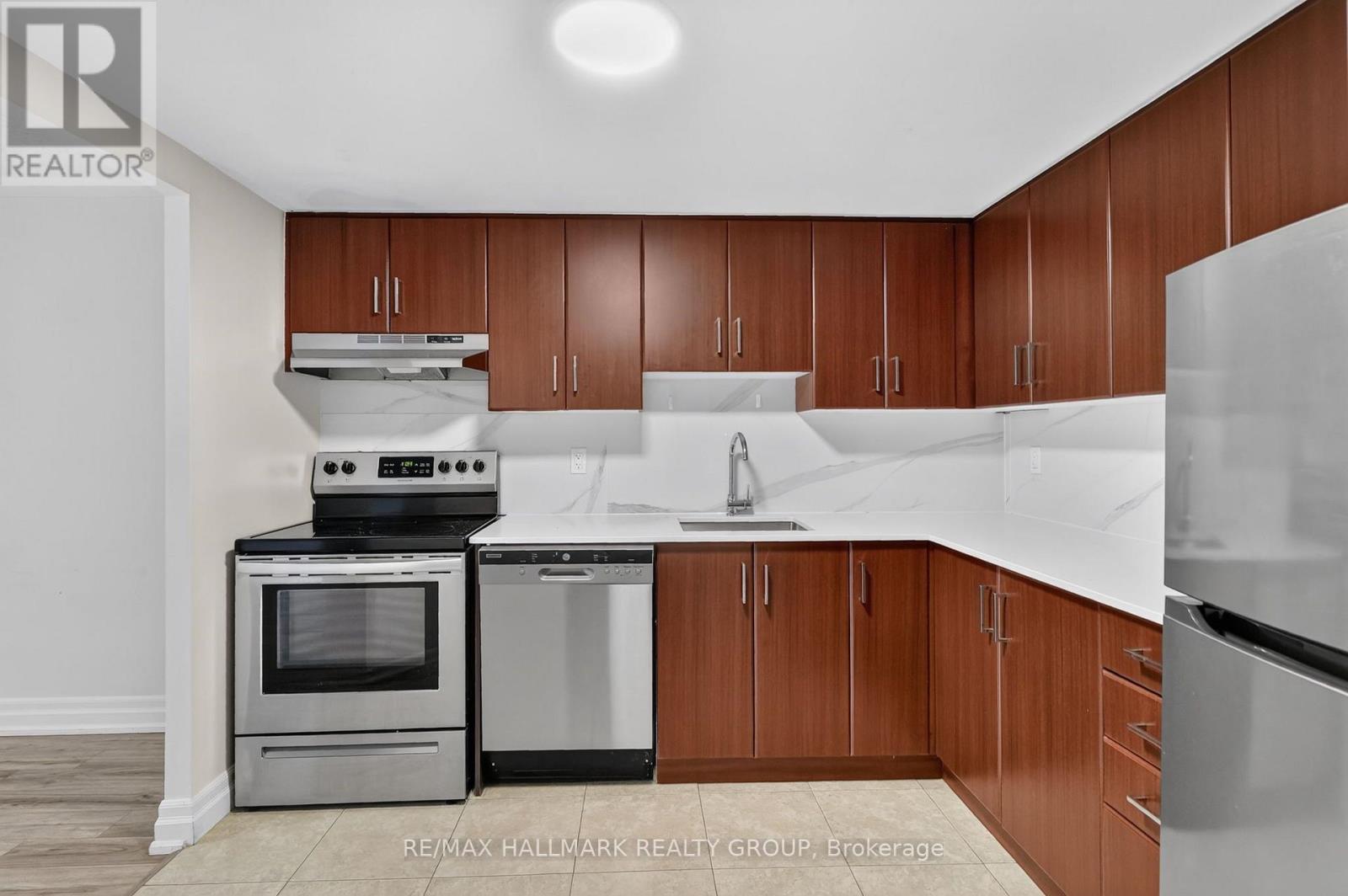 509 - 435 Albert Street Property Photo 18