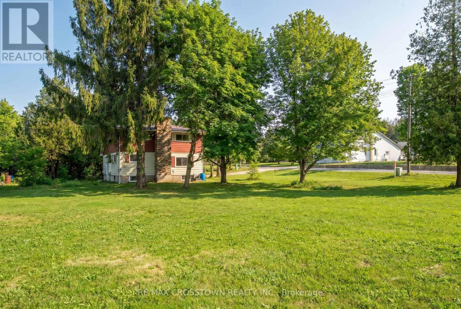 316056 Highway 6 Highway S Property Photo 4