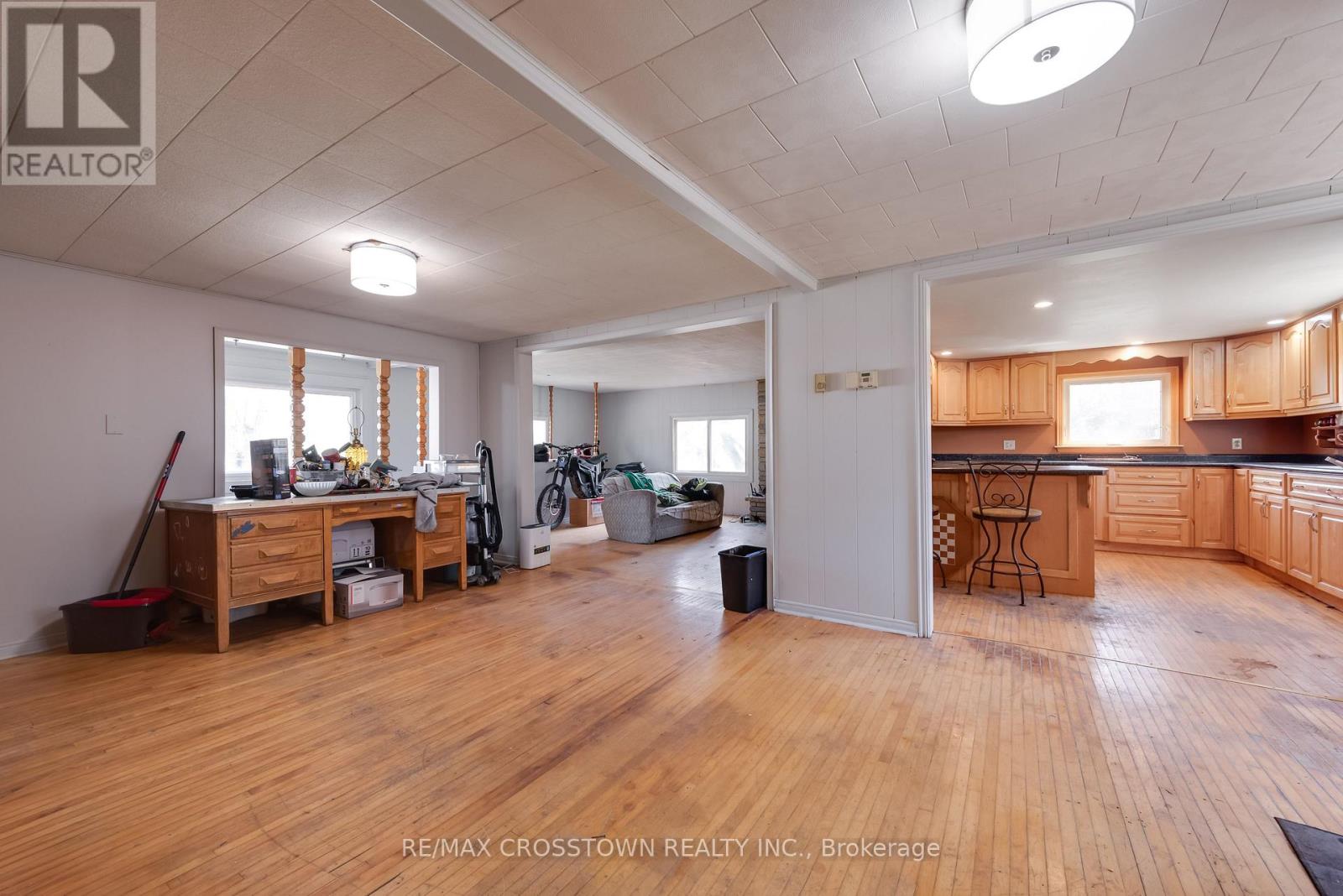 316056 Highway 6 Highway S Property Photo 10
