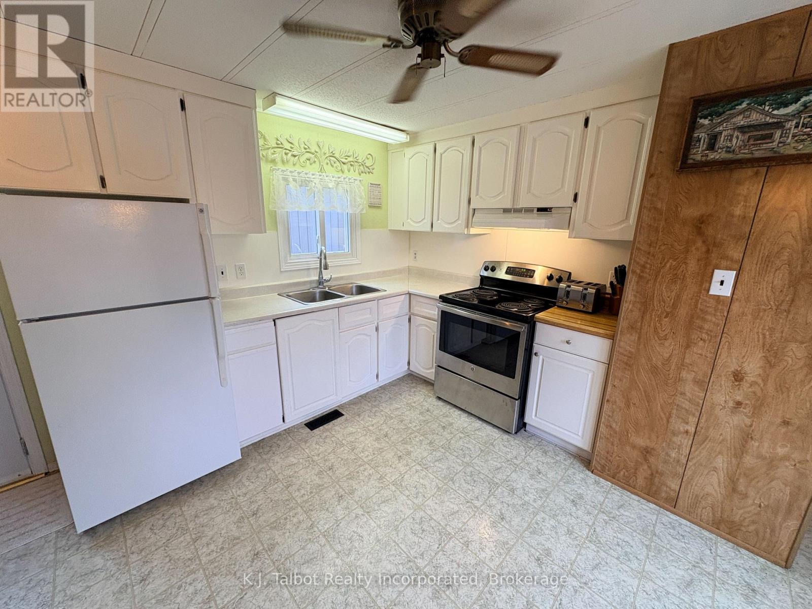 4 Poplar Lane Property Photo 15